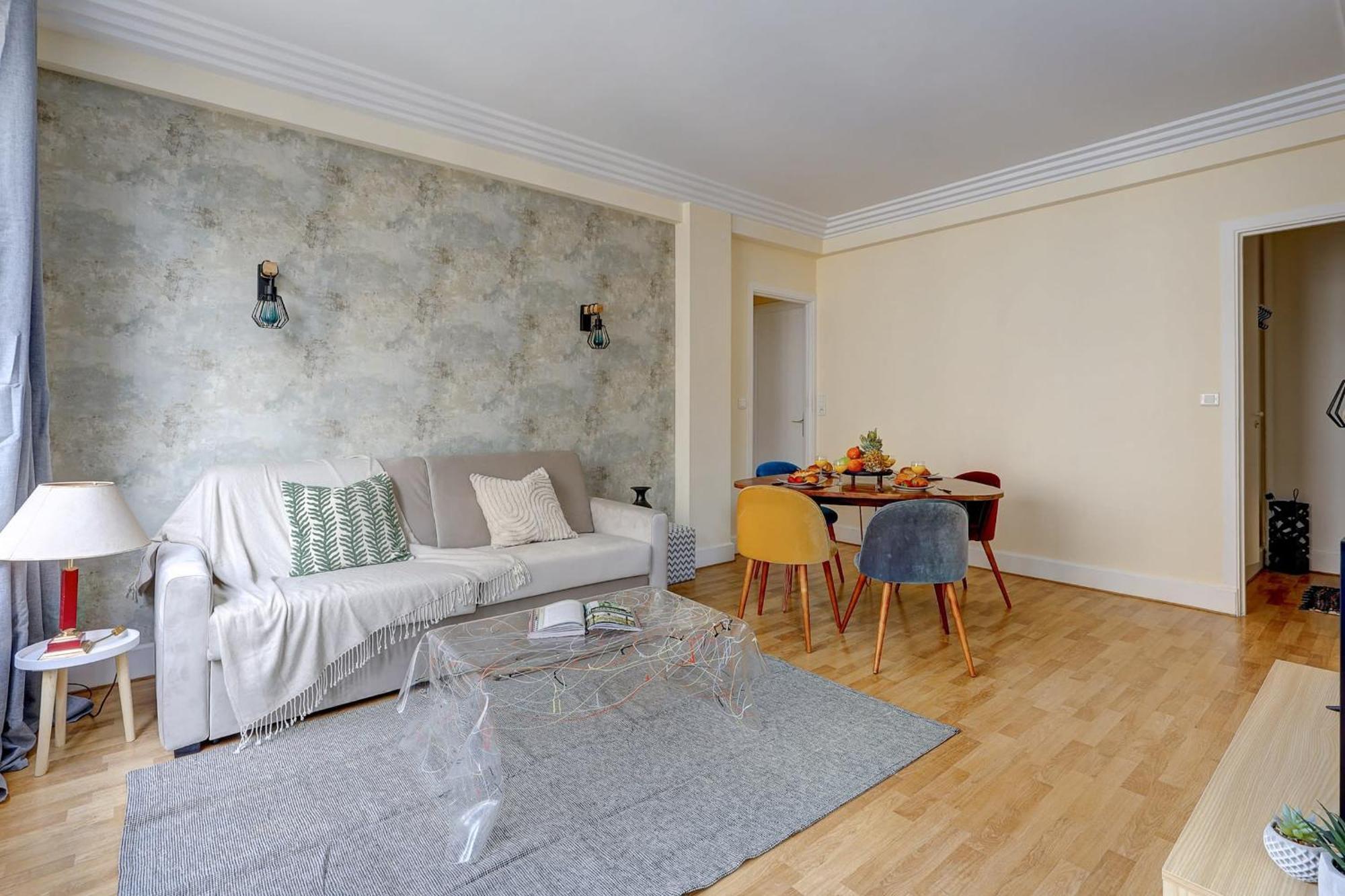 Eiffel Tower & Champ De Mars - 1br - Cityapartmentstay * Parigi